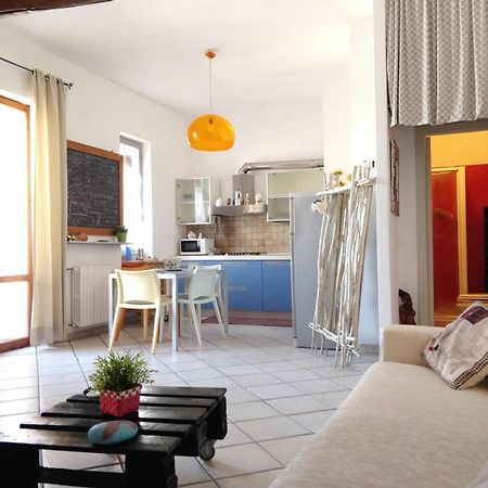 Delizioso Appartamento Vicino Al Centro Piombino Luaran gambar